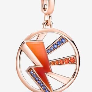 Pandora ME Light Me Up Medallion Charm